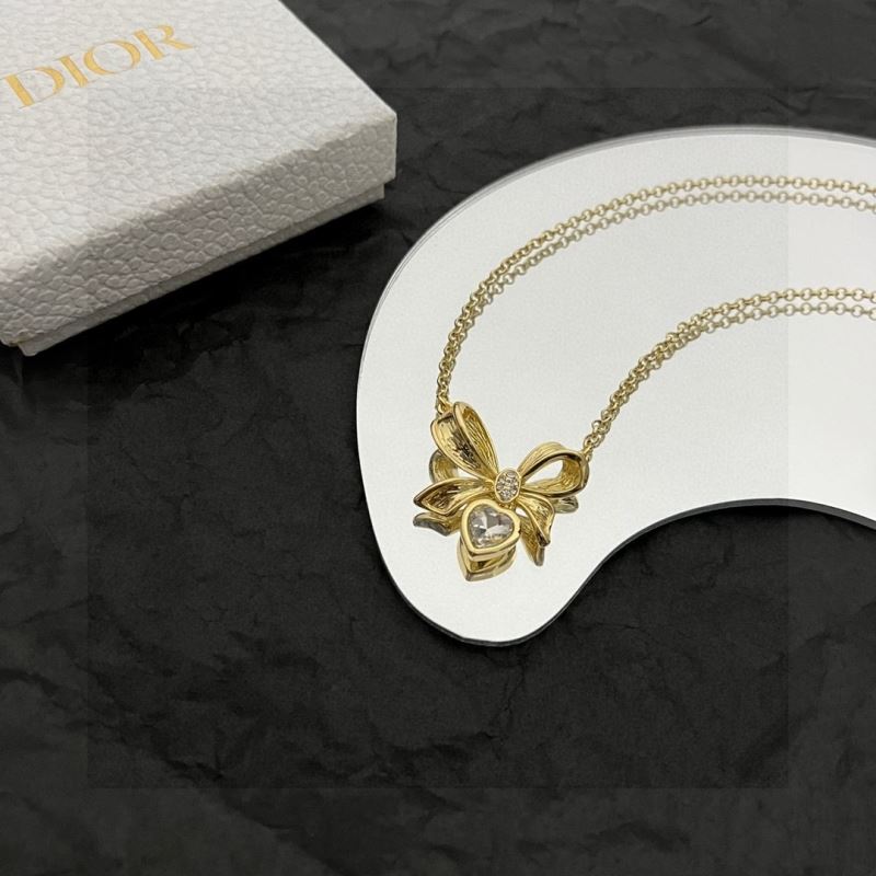 chr1st1an D10r necklaces